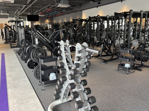 関西礦油株式会社  エニタイムフィットネス宇部新川店のアルバイト・パート ビューティー・生活サービスの求人情報イメージ3