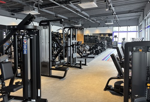 関西礦油株式会社  エニタイムフィットネス宇部新川店のアルバイト・パート ビューティー・生活サービスの求人情報イメージ5